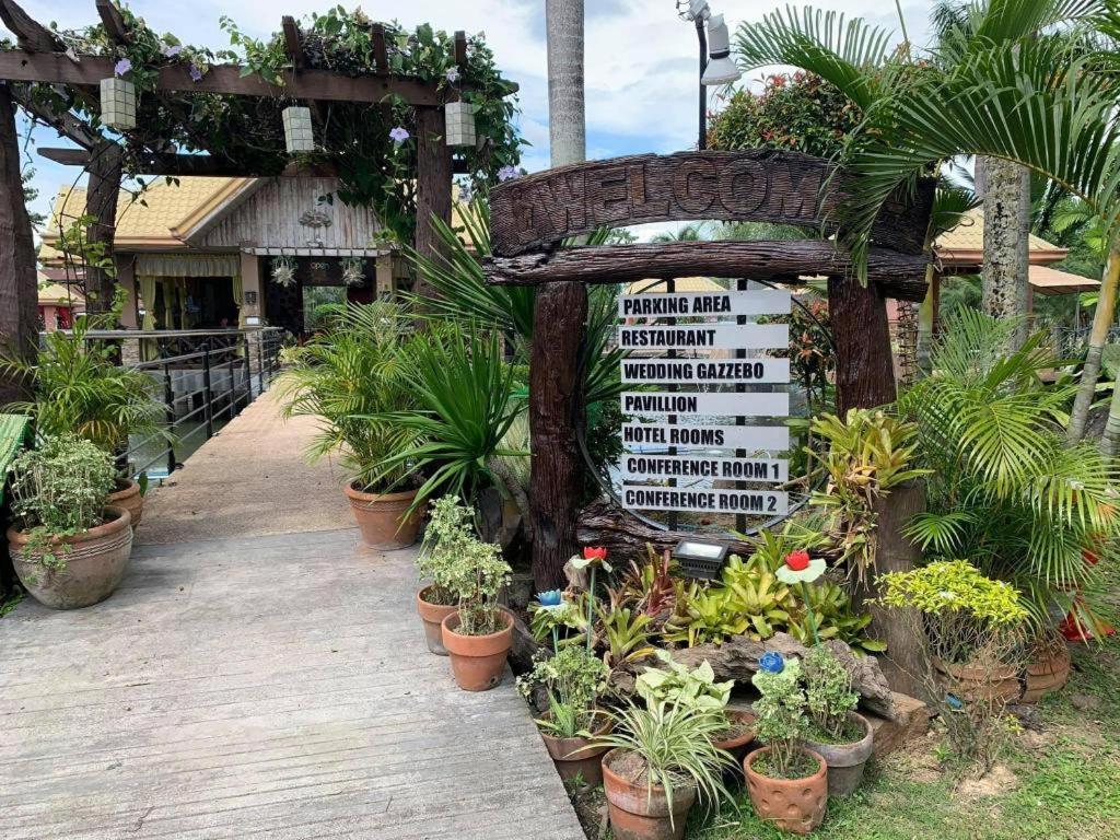 Palaisdaan Hotel And Restaurant Bagabag Exterior foto